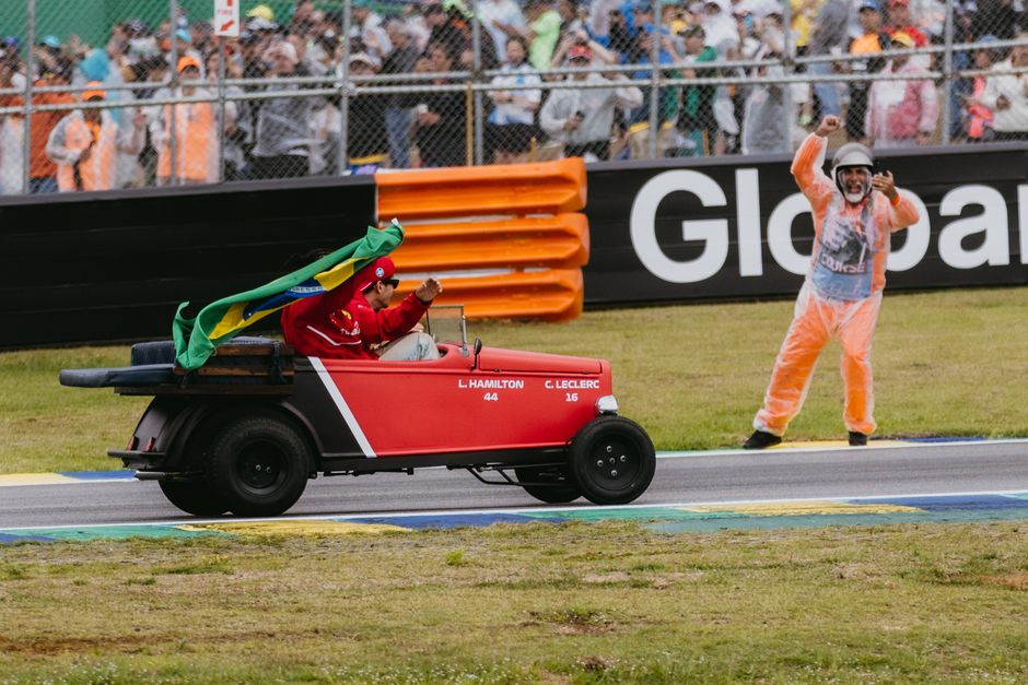 Charles Leclerc Ferrari crash smoke Barcelona circuit
