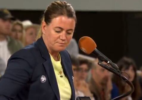 ONE POINT, ONE SCANDAL: Rud Robbed at Roland Garros?