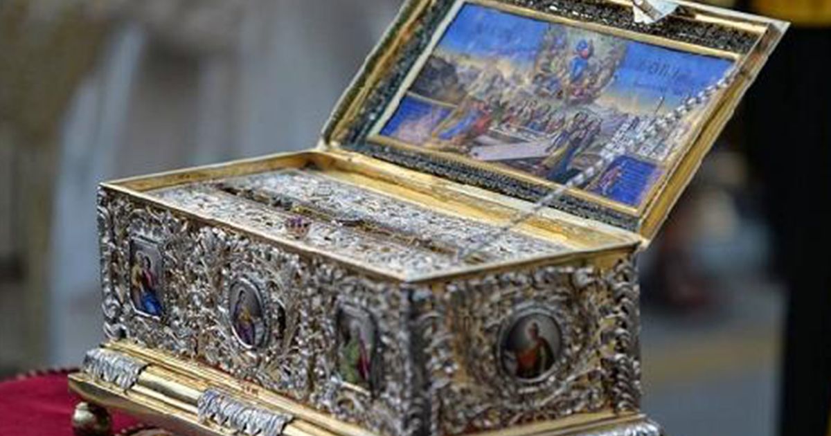 Serbia Welcomes Holy Mount Athos' Greatest Relic - The Belt of the Mother of God