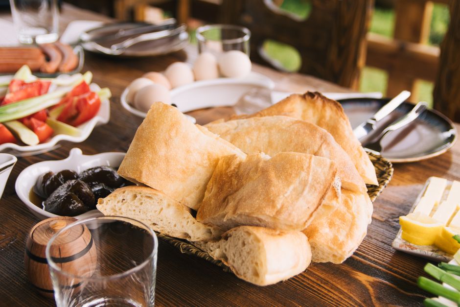 Montenegrin njeguški pršut kajmak bread plate