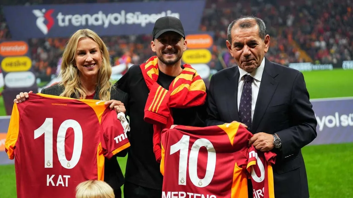 Mertens Returns to Galatasaray Coaching Staff