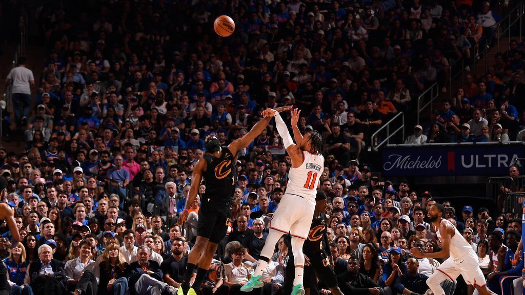 Knicks Rally from 22-Point Deficit to Win Game 1