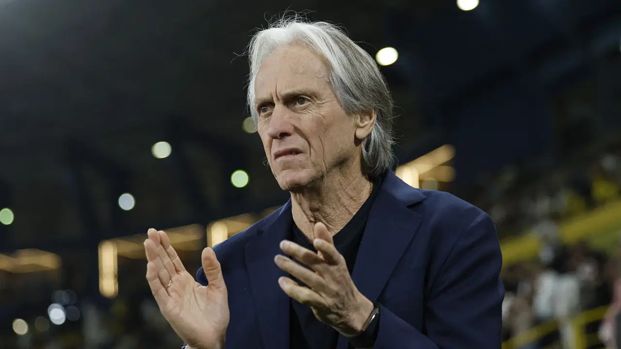 Jorge Jesus Stays at Al Nassr: Saudi Miracle After Turkish Whispers