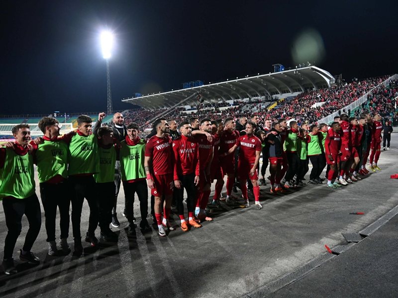 CSKA Yardımcı Teknik Direktörü Sezonda En Ağız Kapanan Cezayı Aldı