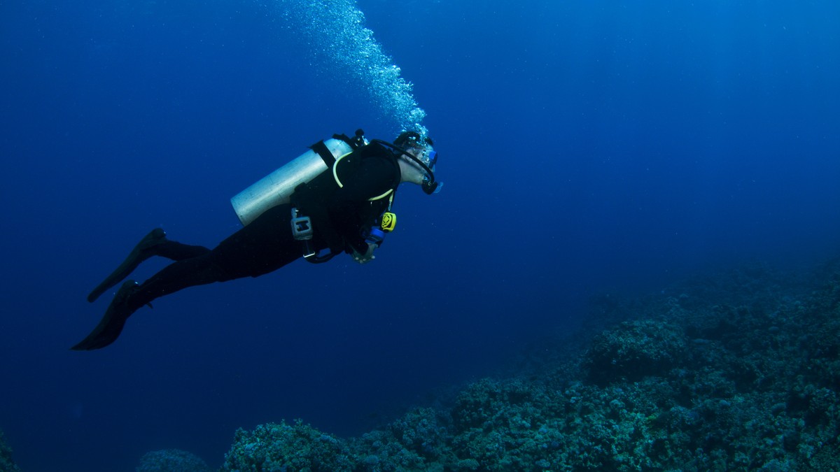 Diving Instructor Missing Near Dubrovnik: Major Search Operation Underway