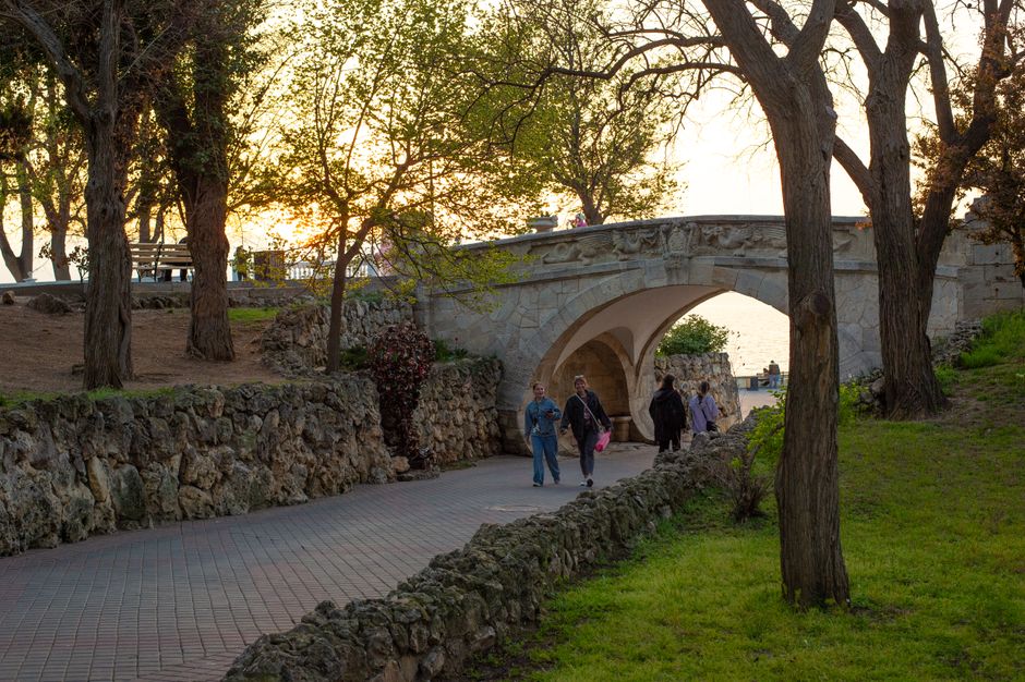 Aurel Vlaicu Park Constanta Romania walking paths trees evening