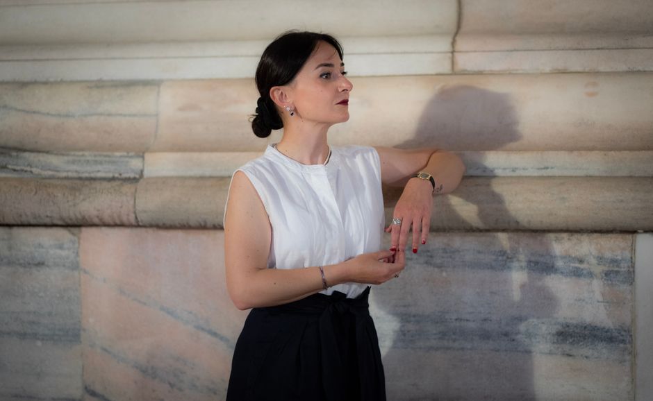 Mina Karamitrou’s Candid Confession Shakes Up Greek Reality TV Landscape