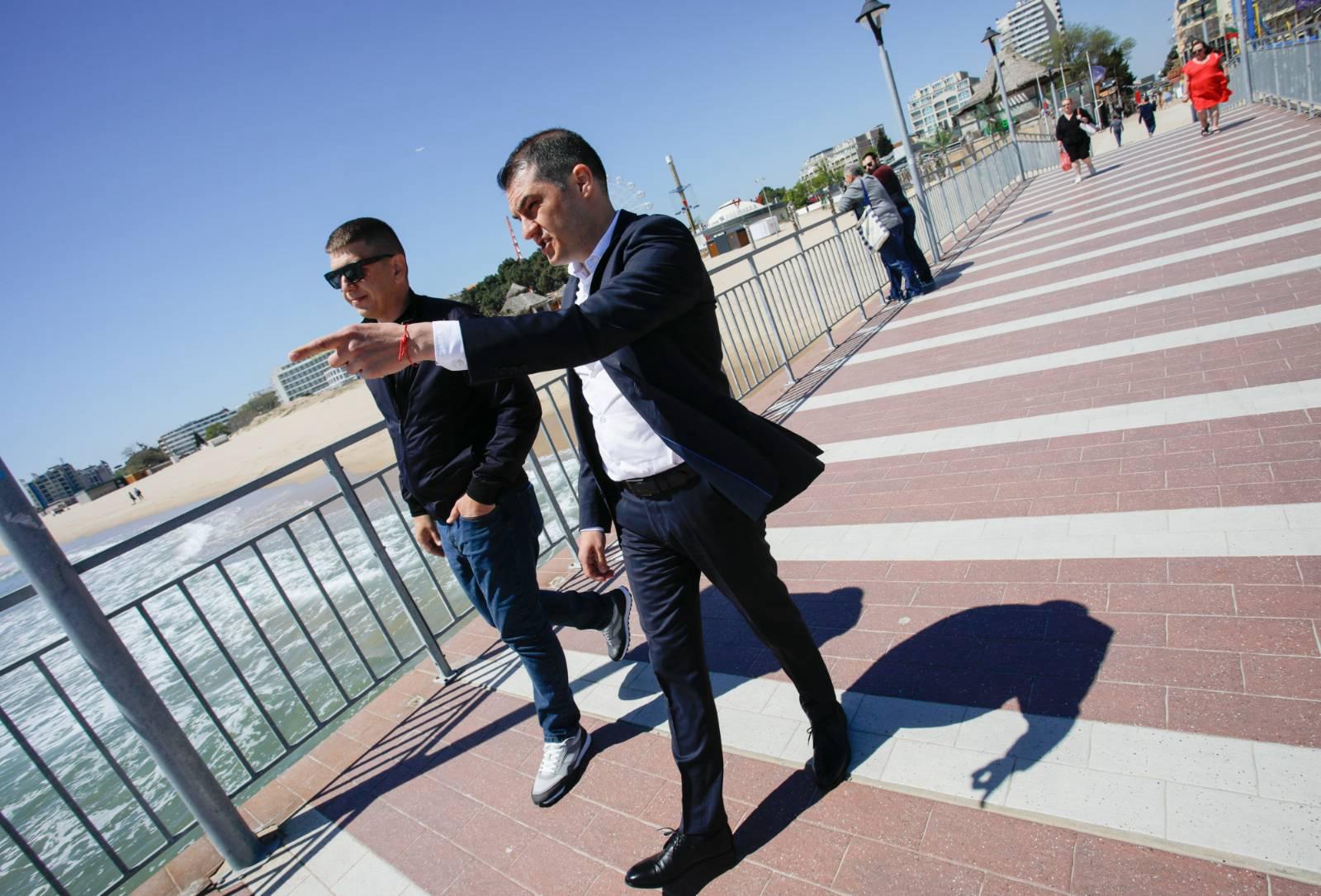 Θαλασσοδιασκεδαστικά Προάστια Βουλγαρίας Αρμοδιότητα για τη Καλοκαίρια Σεζόν