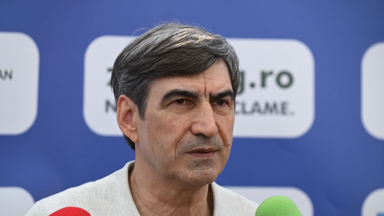 Pițurcă: Dinamo Holds Edge in FCSB Clash for Europe