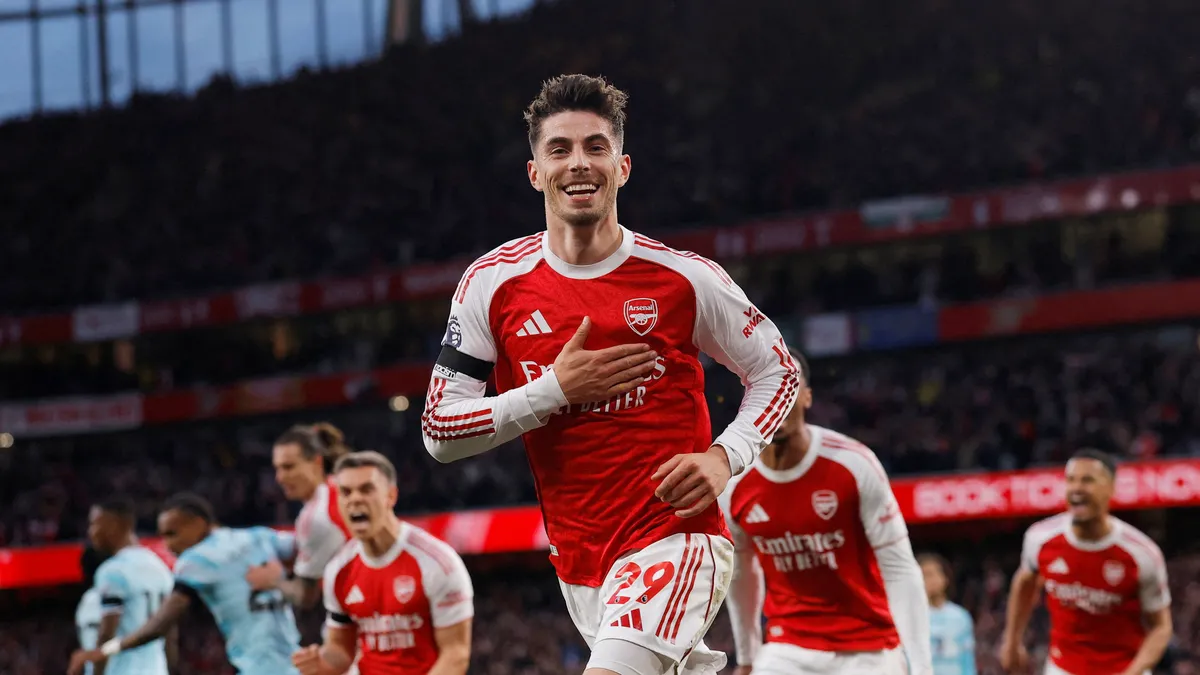 Arsenal Claims Premier League Title After 22-Year Wait