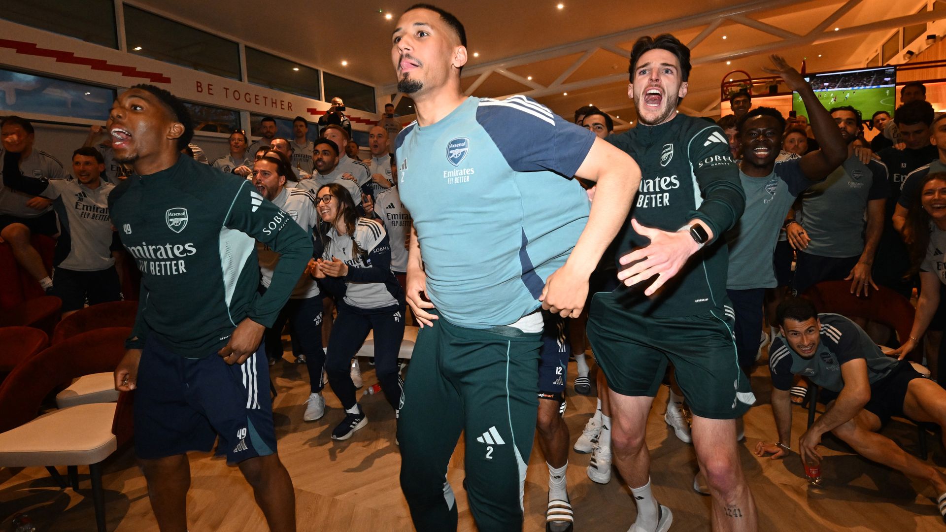 Arsenal Celebrates Premier League Title Win at 5am