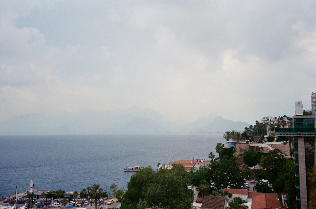 Antalya Braces for Heatwave as Temperatures Surge Toward Seasonal Peaks