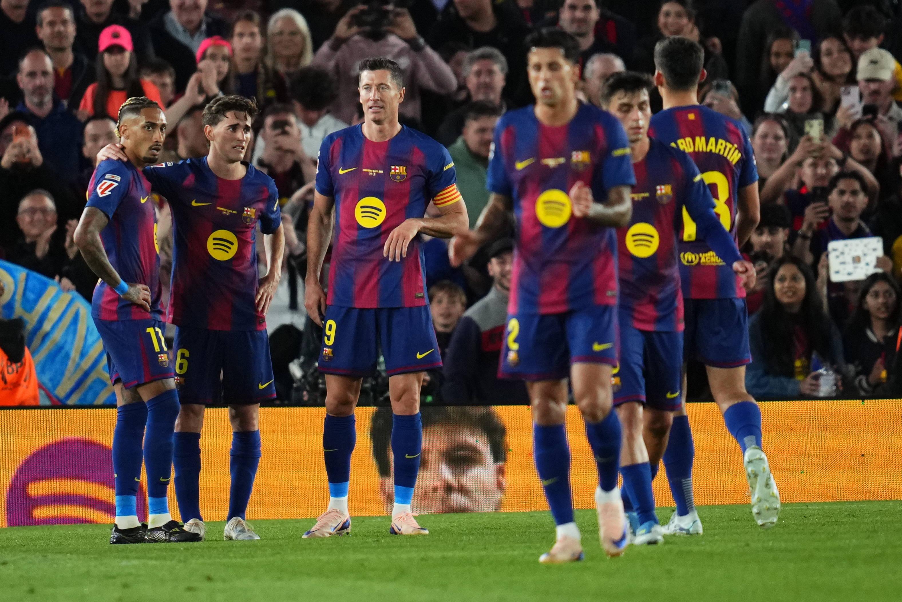 Barcelona Sets Record at Camp Nou in Lewandowski Farewell