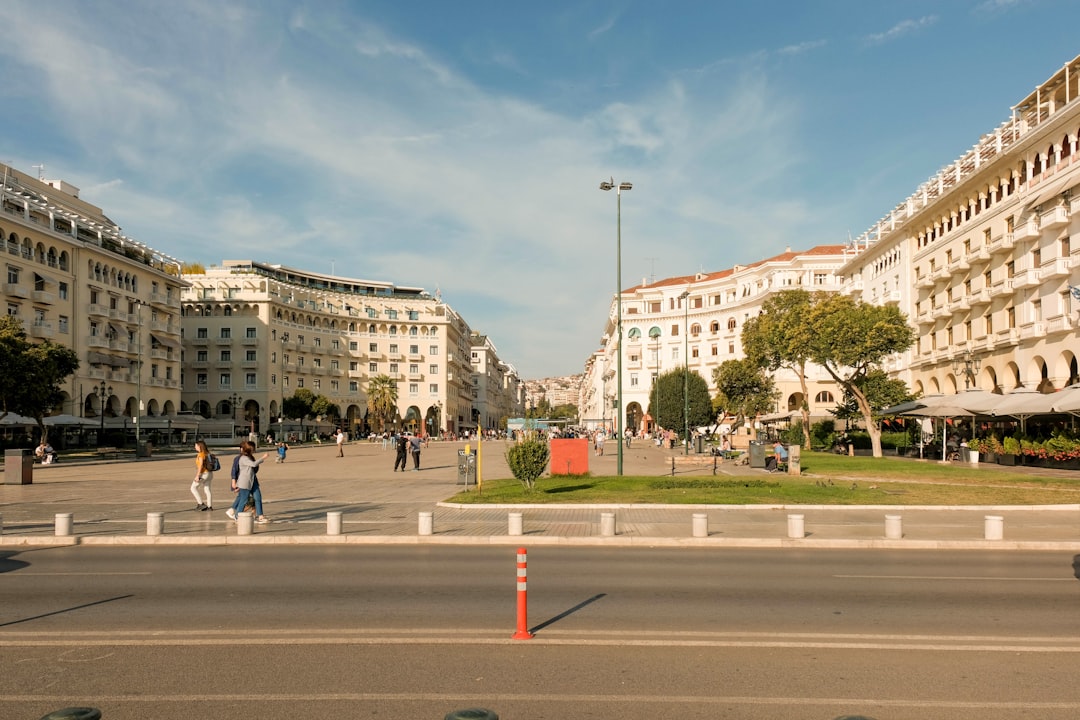 Aristotelous Square Thessaloniki evening cafes crowds