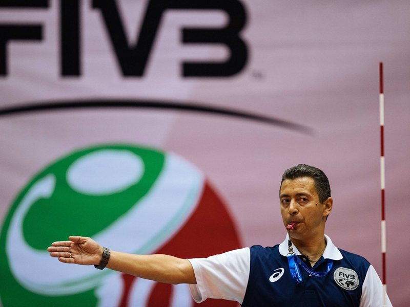 Bulgarian Referee to Officiate Top 4 of Champions League