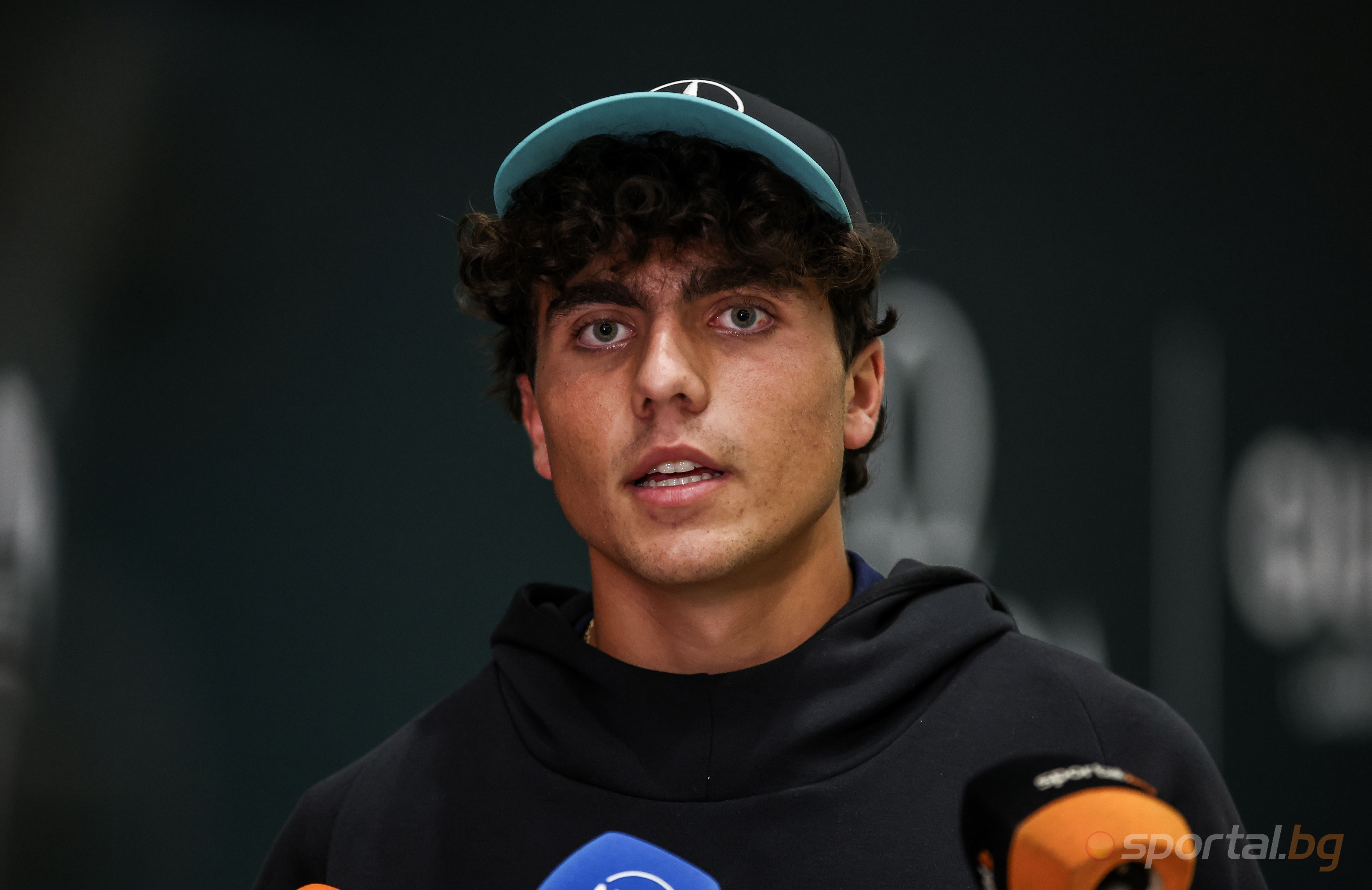 Ivan Ivanov Advances in the First Round in Spain