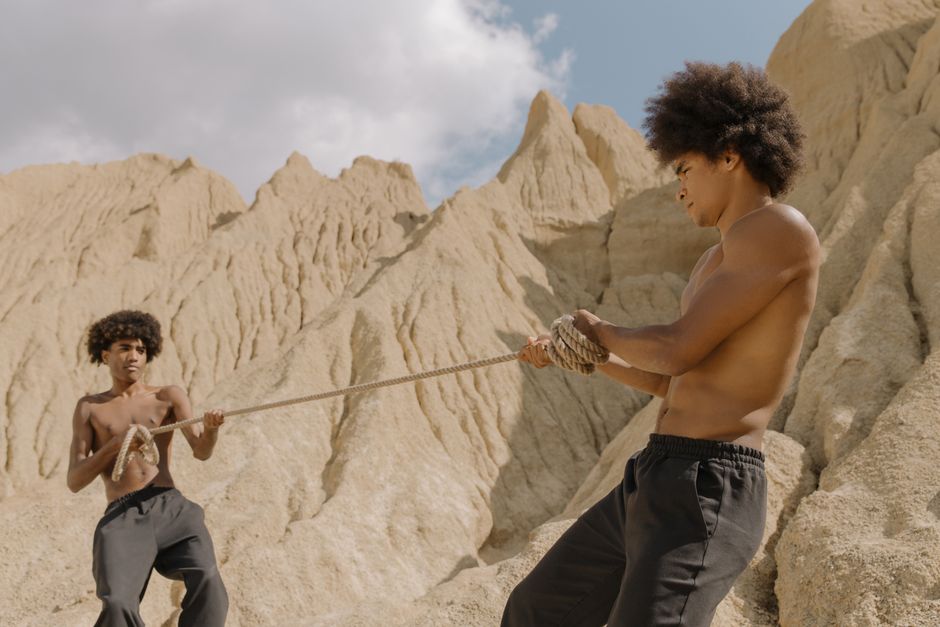 Krino and Agkathi contestants competing challenge